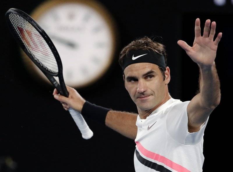 Federer pasa a semifinales de Australia, se medirá a Chung