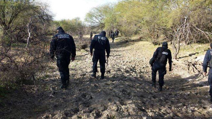 Decenas de restos humanos son abandonados en vía pública del este de México