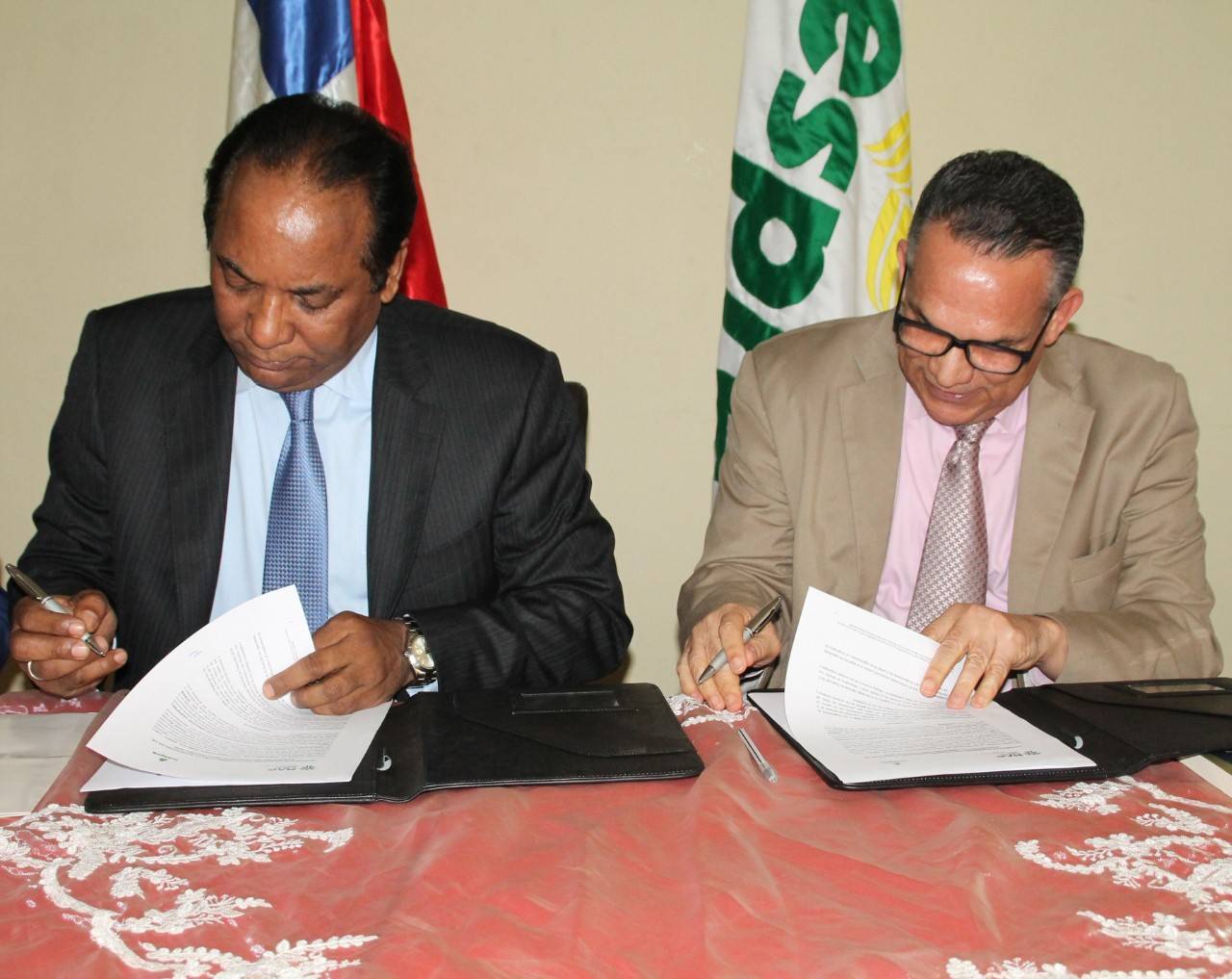 INESPRE y MAP firman acuerdo que establece la aplicación de la evaluación de desempeño
