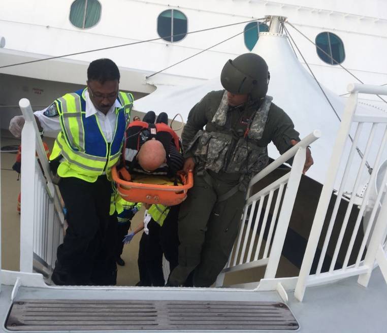 Turista que enfermó en un crucero es evacuado por Fuerza Aérea Dominicana