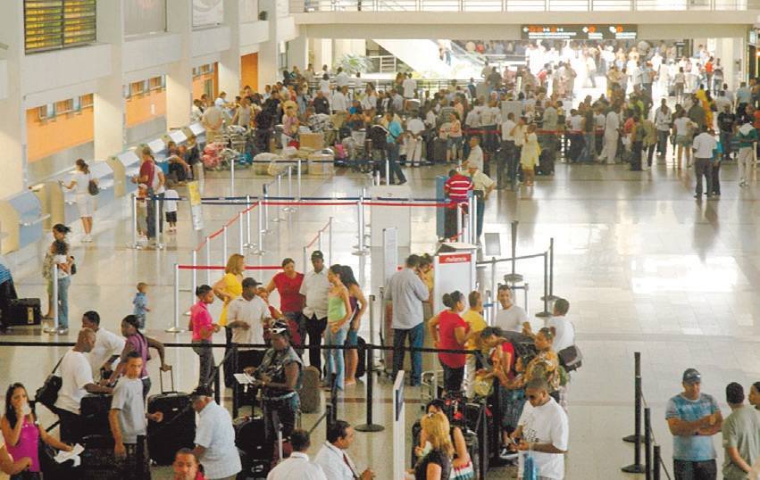 El Cesac sustituyó a jefes de seguridad de aeropuertos
