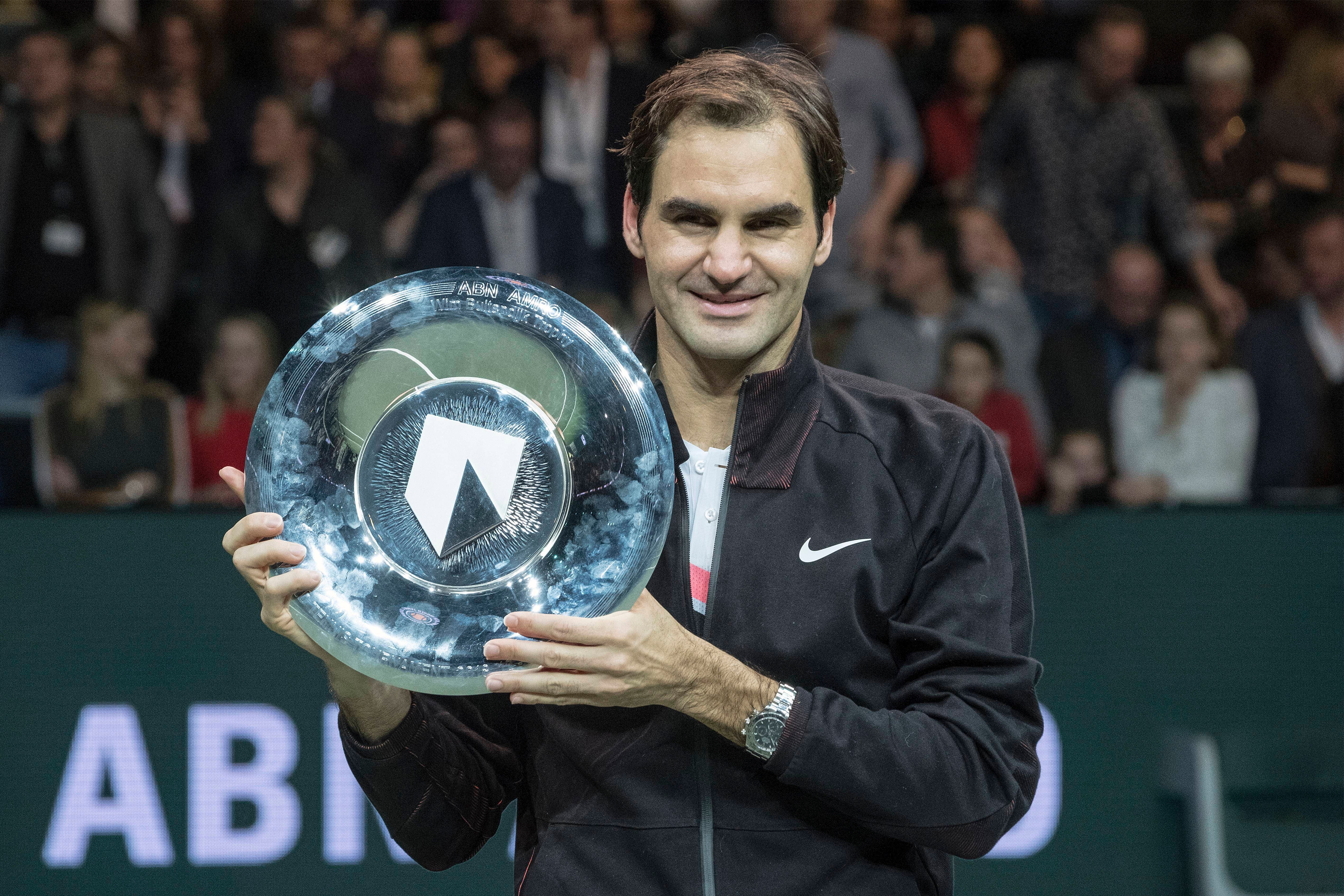 Federer triunfa en Rotterdam y desplaza a Nadal al segundo puesto