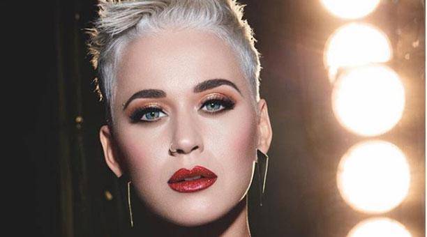 Katy Perry rindió homenaje a concejala brasileña asesinada