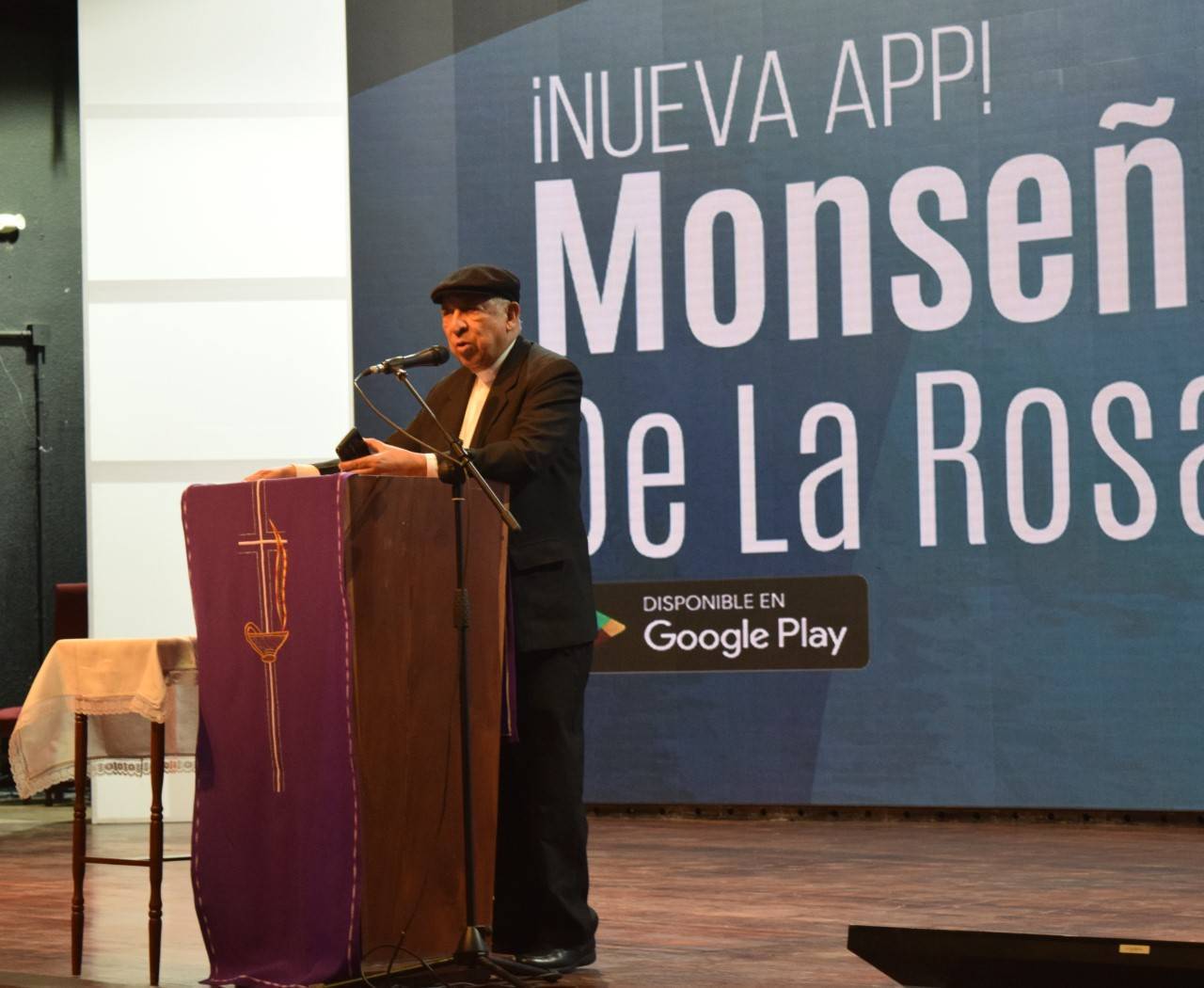 Monseñor De la Rosa y Carpio anuncia el lanzamiento de su aplicación móvil