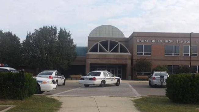 Reportan varios heridos por tiroteo en escuela de Maryland, EEUU