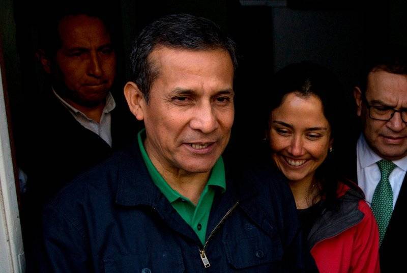Ordenan liberar a expresidente Humala y su esposa