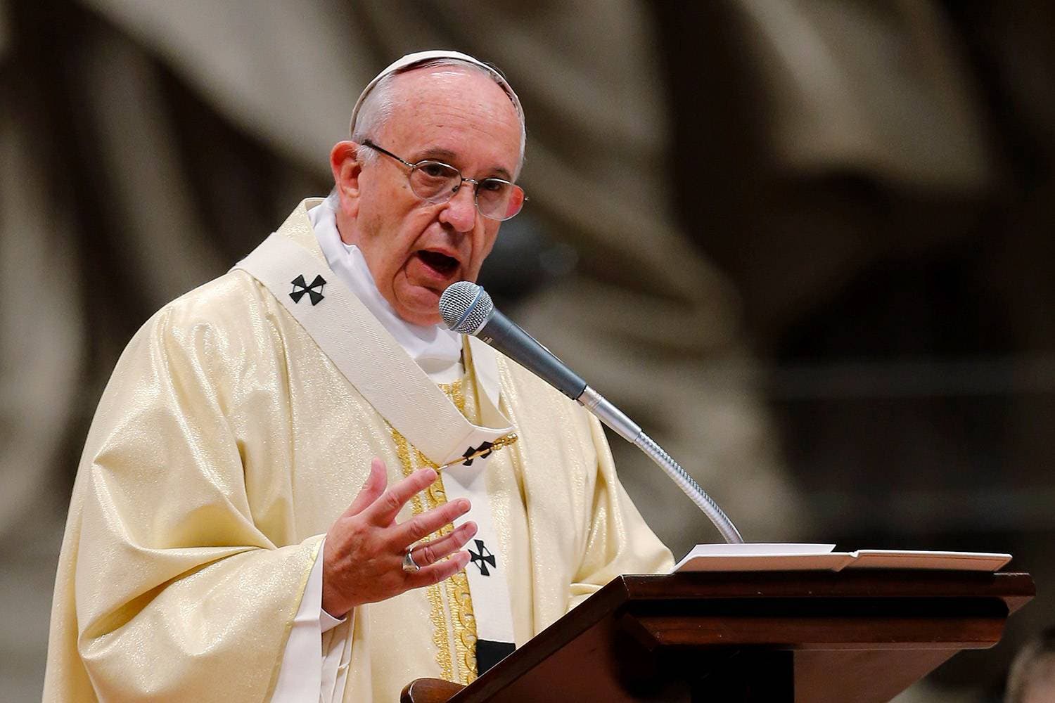 El papa recibirá en los “próximos días” a víctimas de abusos sexuales en Chile