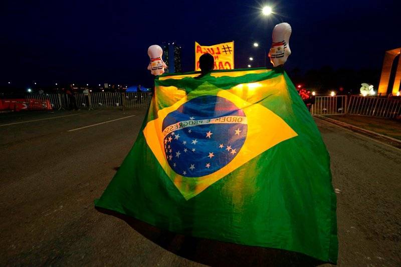 Con Lula entre rejas, Brasil se pregunta cómo afectará a las presidenciales de octubre su entrada en prisión