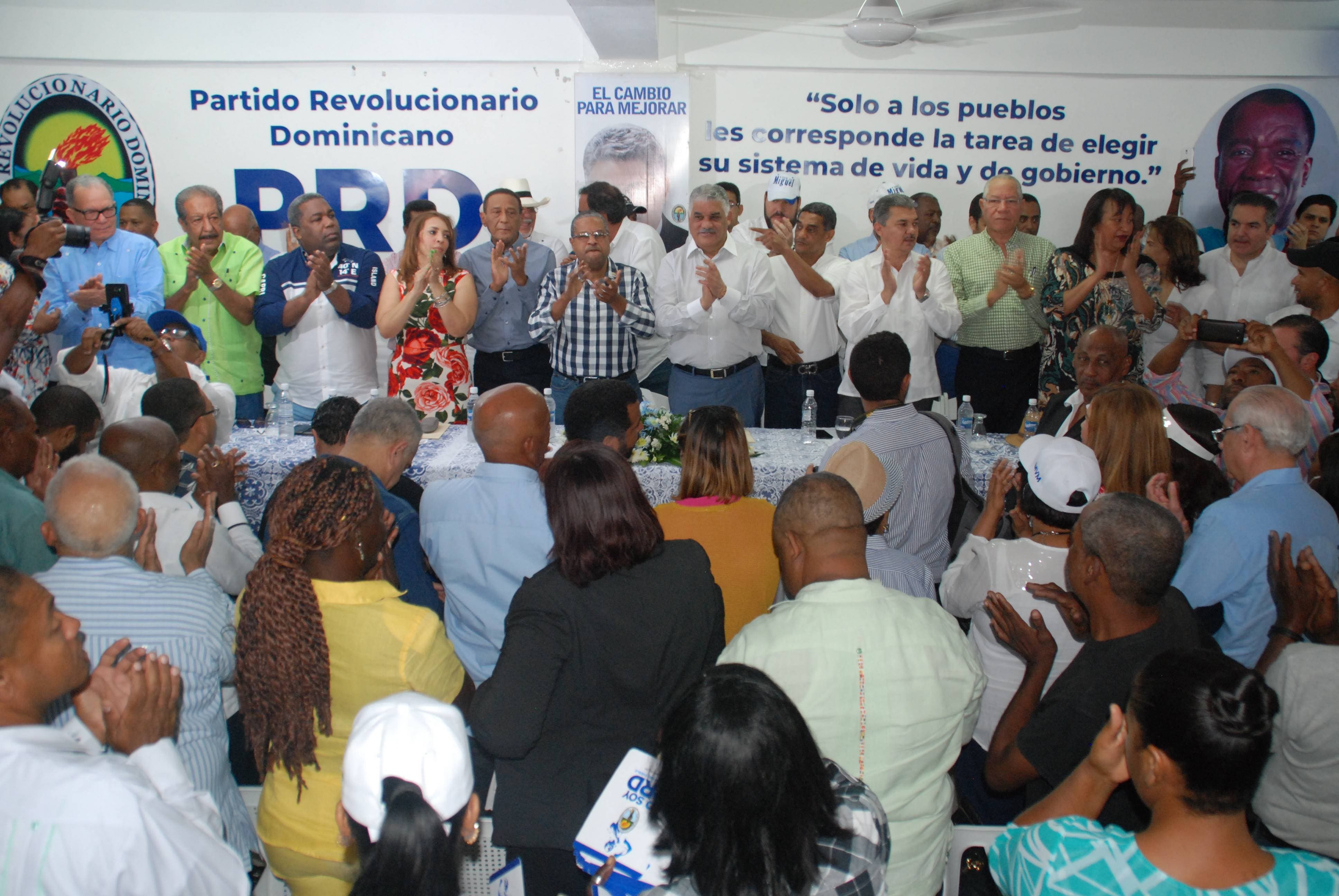 Miguel Vargas proclama PRD saldrá a las calles a tocar los corazones del pueblo dominicano