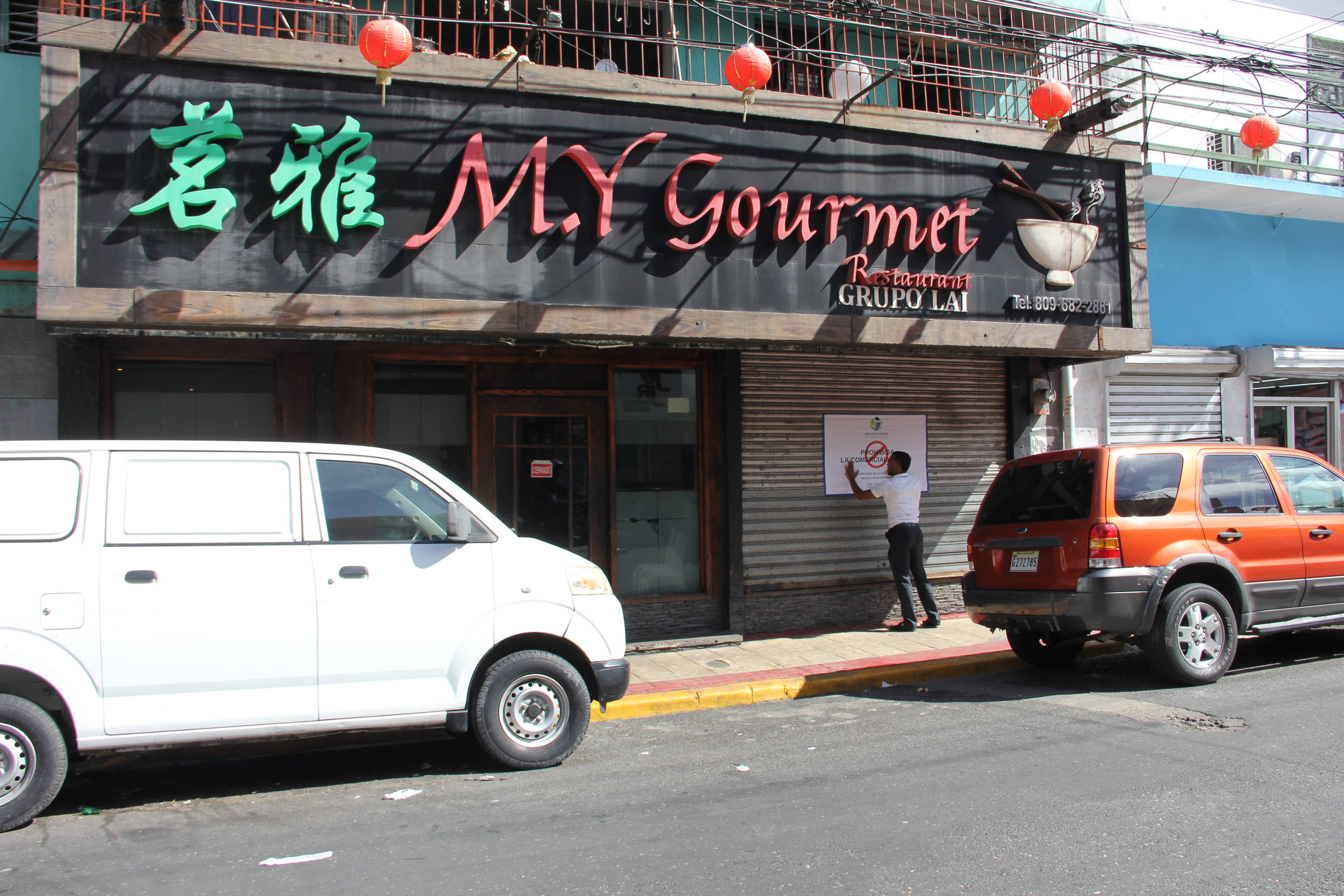 Cierran el restaurante por falta de higiene e inseguridad alimentaria en el Barrio Chino