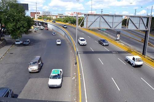 MOPC cerrará túneles y elevados para mantenimiento en el Gran Santo Domingo