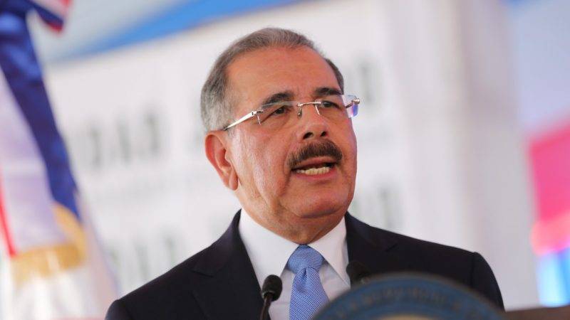 La oposición política rechaza propuesta de Danilo Medina