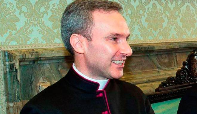 Sacerdote admite posesión de pornografía infantil ante el Tribunal vaticano