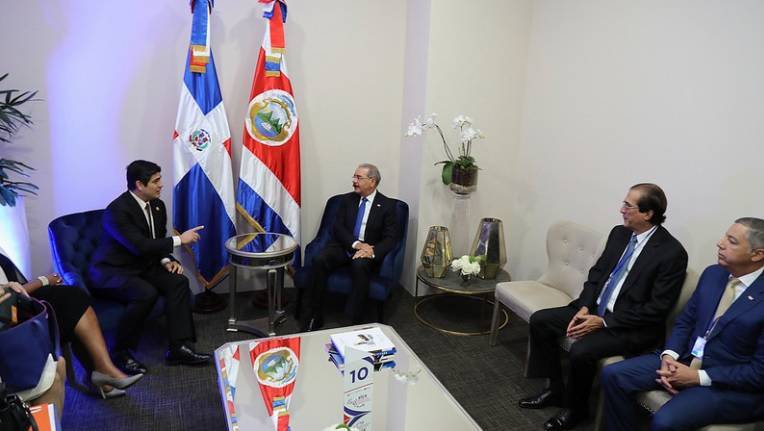 Presidente Medina se reúne con su homólogo de Costa Rica
