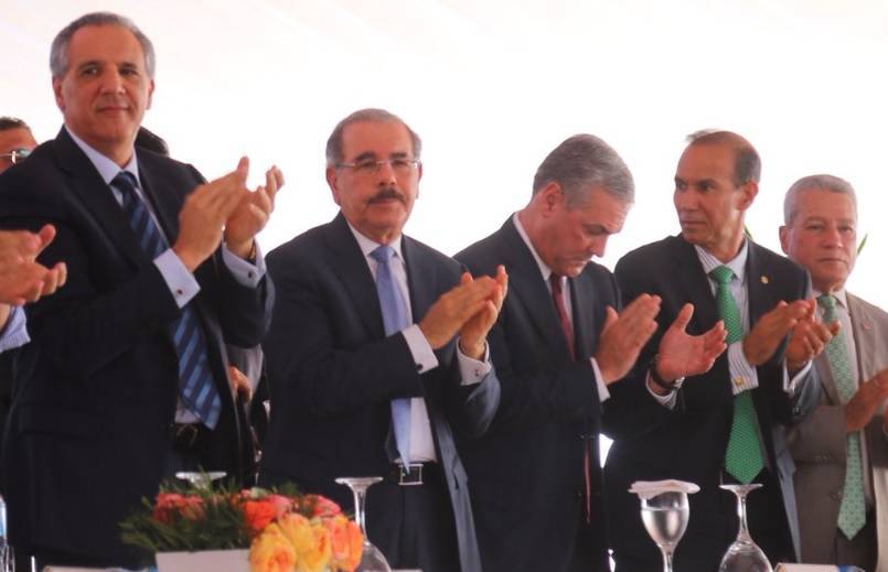 Presidente Medina anuncia construcción Línea II del Teleférico de Santo Domingo