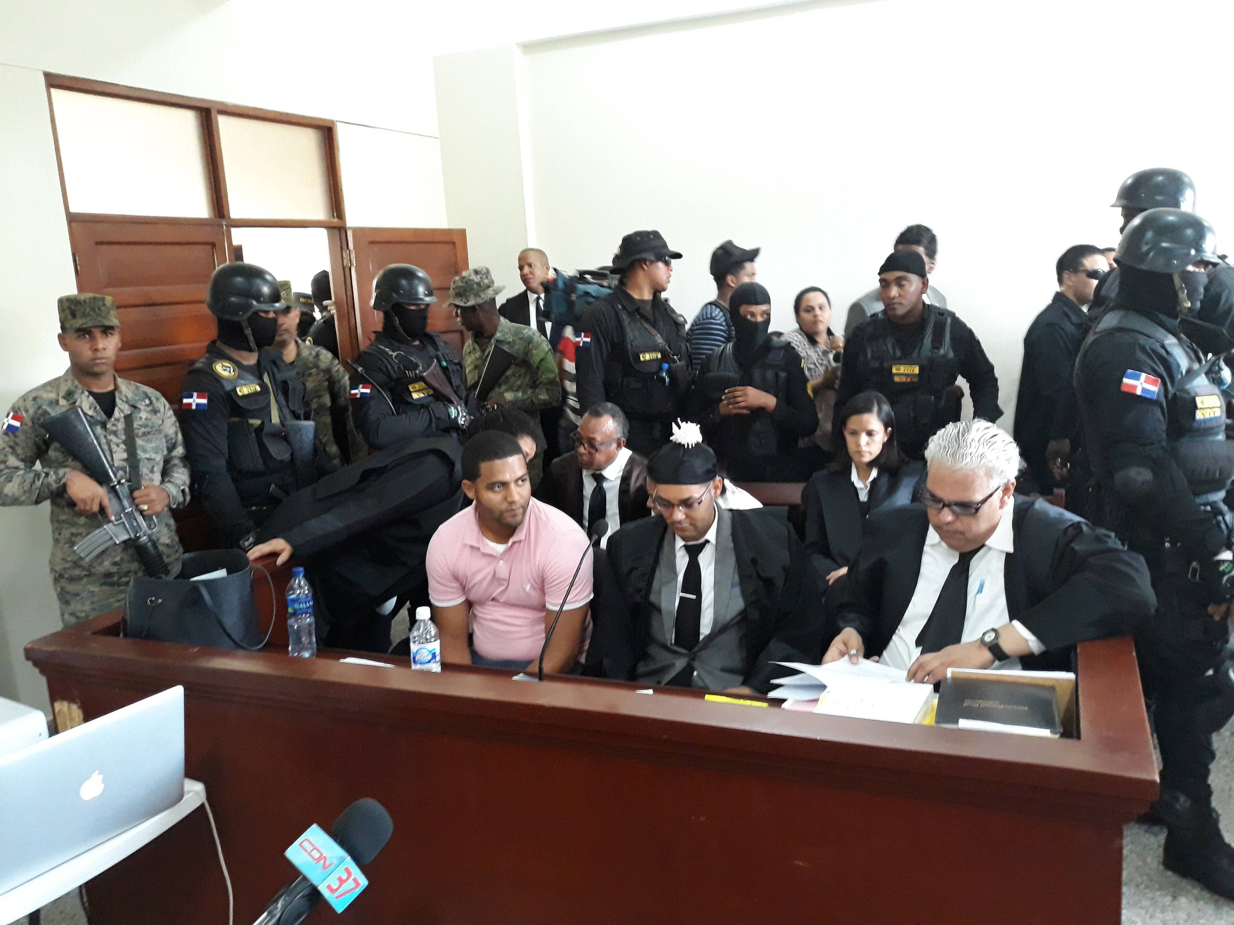Realizan audiencia preliminar imputados del caso Emely Peguero