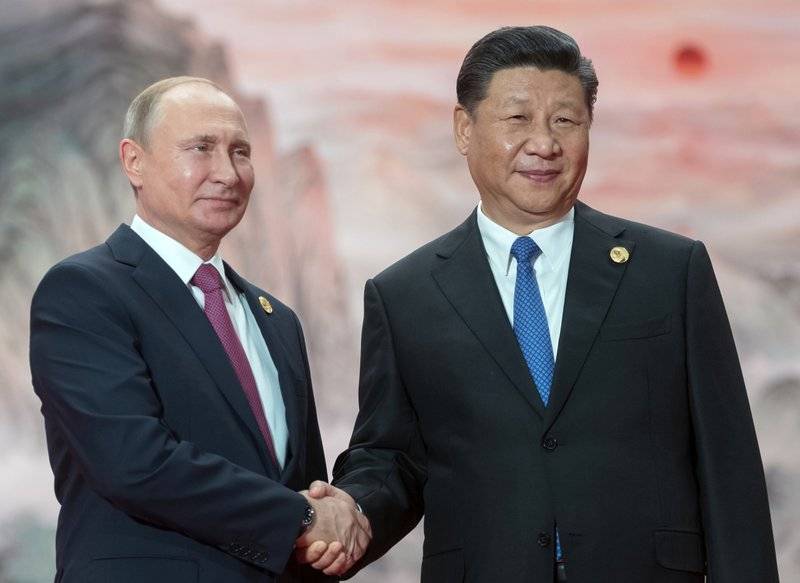 Vladimir Putin critica la retirada de EE.UU. del acuerdo nuclear con Irán durante una cumbre regional en China