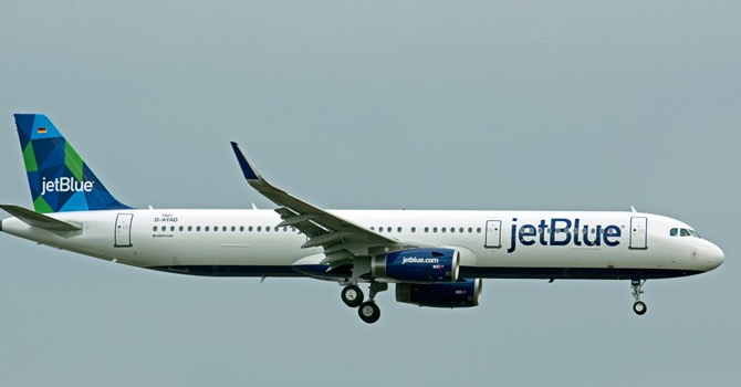 Mayúsculo incidente obliga desviar a Orlando vuelo Jet Blue RD-NY