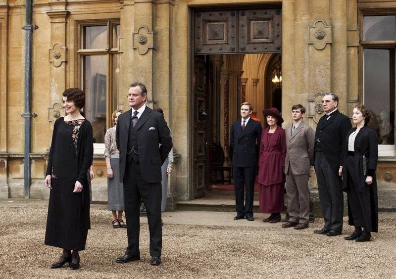 Tres años después de salir del aire, Downton Abbey regresa como película