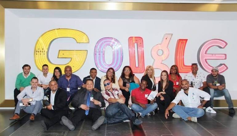 Gigante Google sorprende a invitados en el Latino Social Media Week