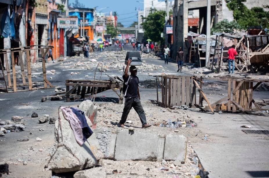 Huelga paraliza Haití tras violentos disturbios de últimos tres días