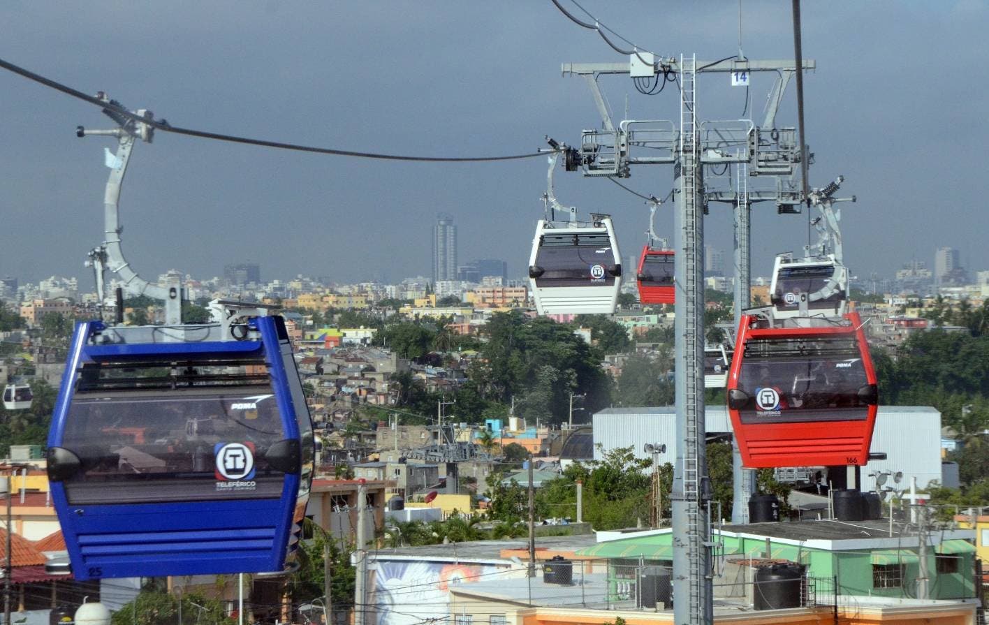 Abinader declara interés construcción de teleférico