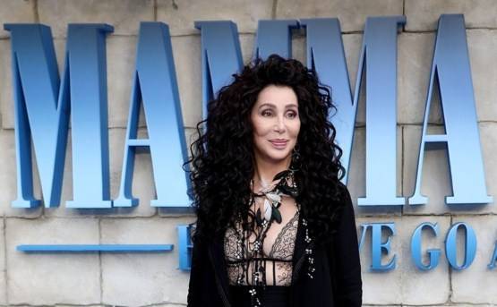 Cher, tras su paso por “Mamma Mia 2”, graba los grandes éxitos de Abba