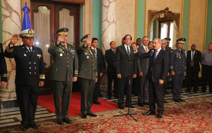 Presidente Danilo Medina juramenta mandos militares