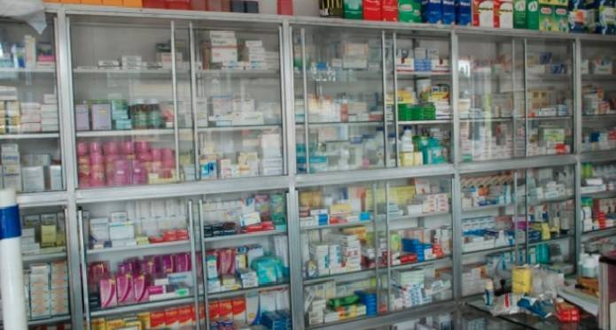 Dueños de Farmacias piden intervención de autoridades ante «monopolio» de ARS