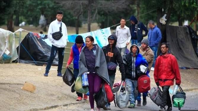ACNUR y OIM solicitan mayor apoyo ante masiva emigración de venezolanos