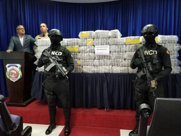 La DNCD ocupa 285 paquetes de cocaína en Barahona