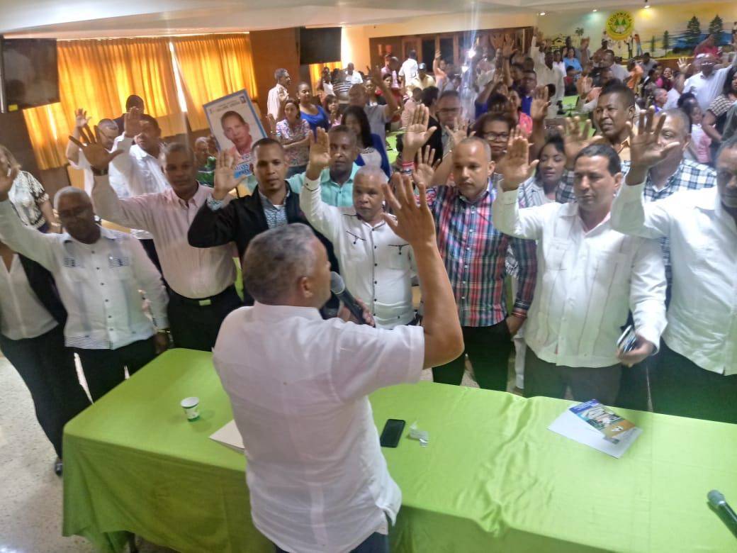 Corriente Salome Ureña presenta a Samuel Sena Trinidad como candidato presidencia ADP