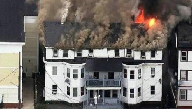 Serie de explosiones da gas provocan incendios en más de 20 casas en Massachusetts