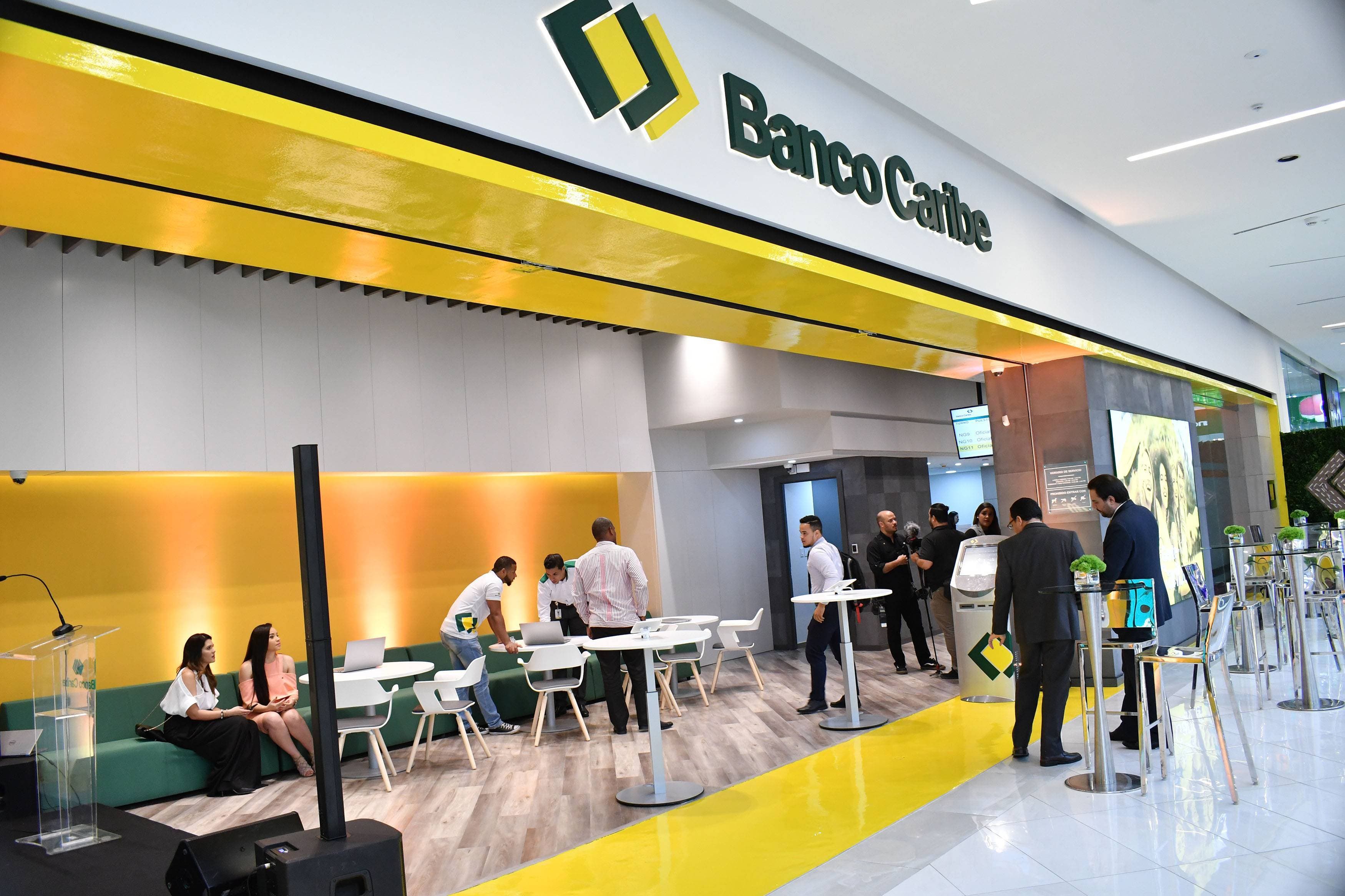 Banco Caribe abre sucursal en Downtown Center