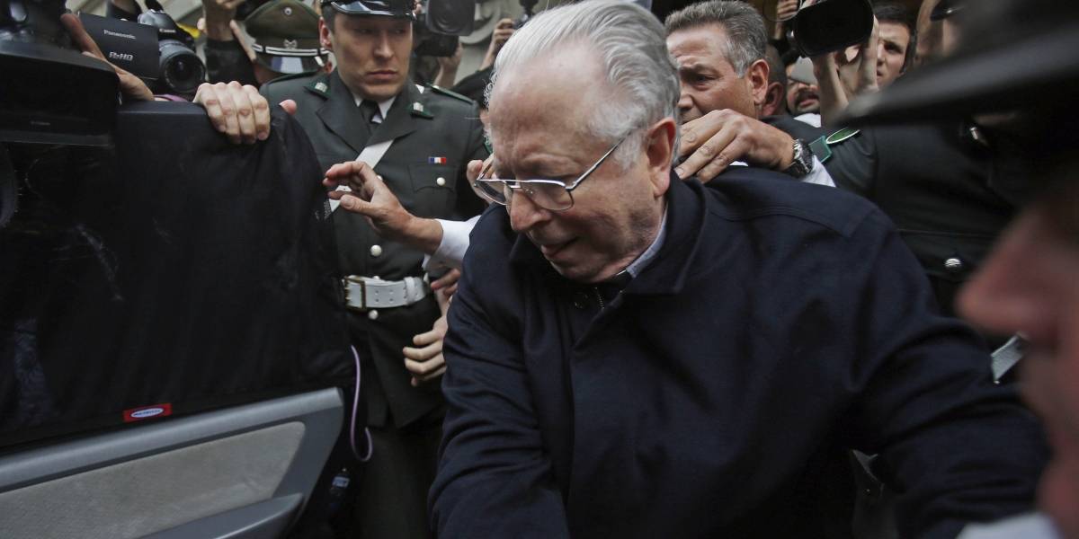 Papa expulsa del sacerdocio a clérigo chileno abusador