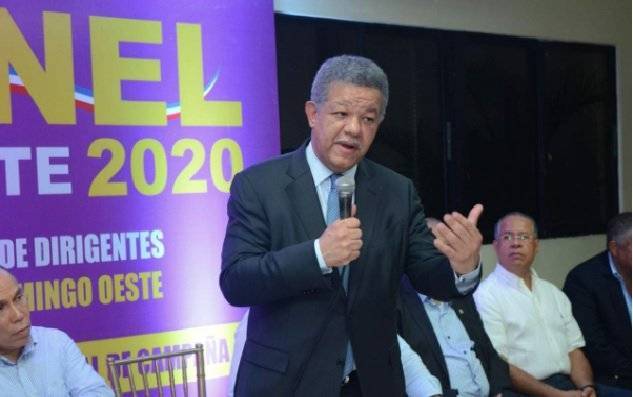 Jiménez Peña destaca que sin iniciar campaña formal, Leonel encabeza encuestas