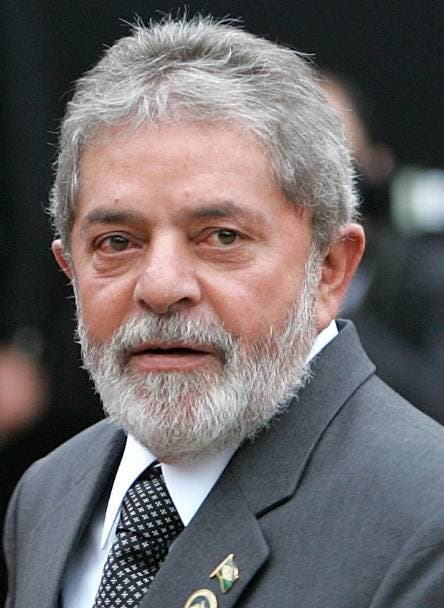 Bolsonaro elogia en Twitter decisión de anular orden judicial que podría liberar a Lula