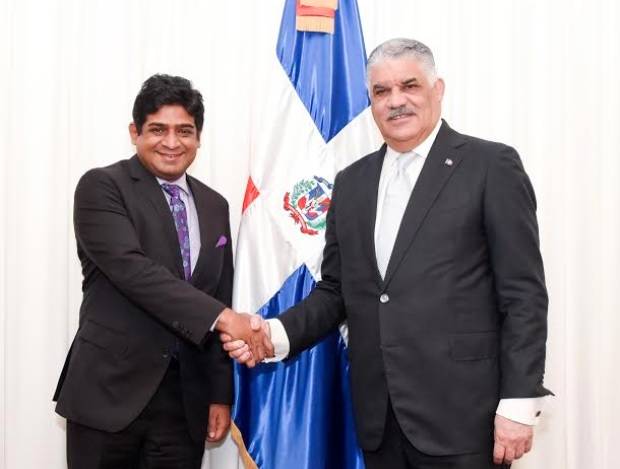 Canciller Vargas  y  homólogo de Sri Lanka  conversan sobre  relaciones bilaterales