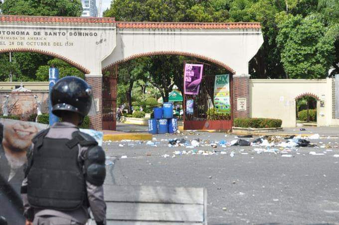 UASD aclara no ha suspendido docencia pese a disturbios