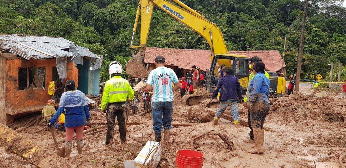 Continúan trabajos en zonas de deslizamiento que dejó 9 muertos en Ecuador