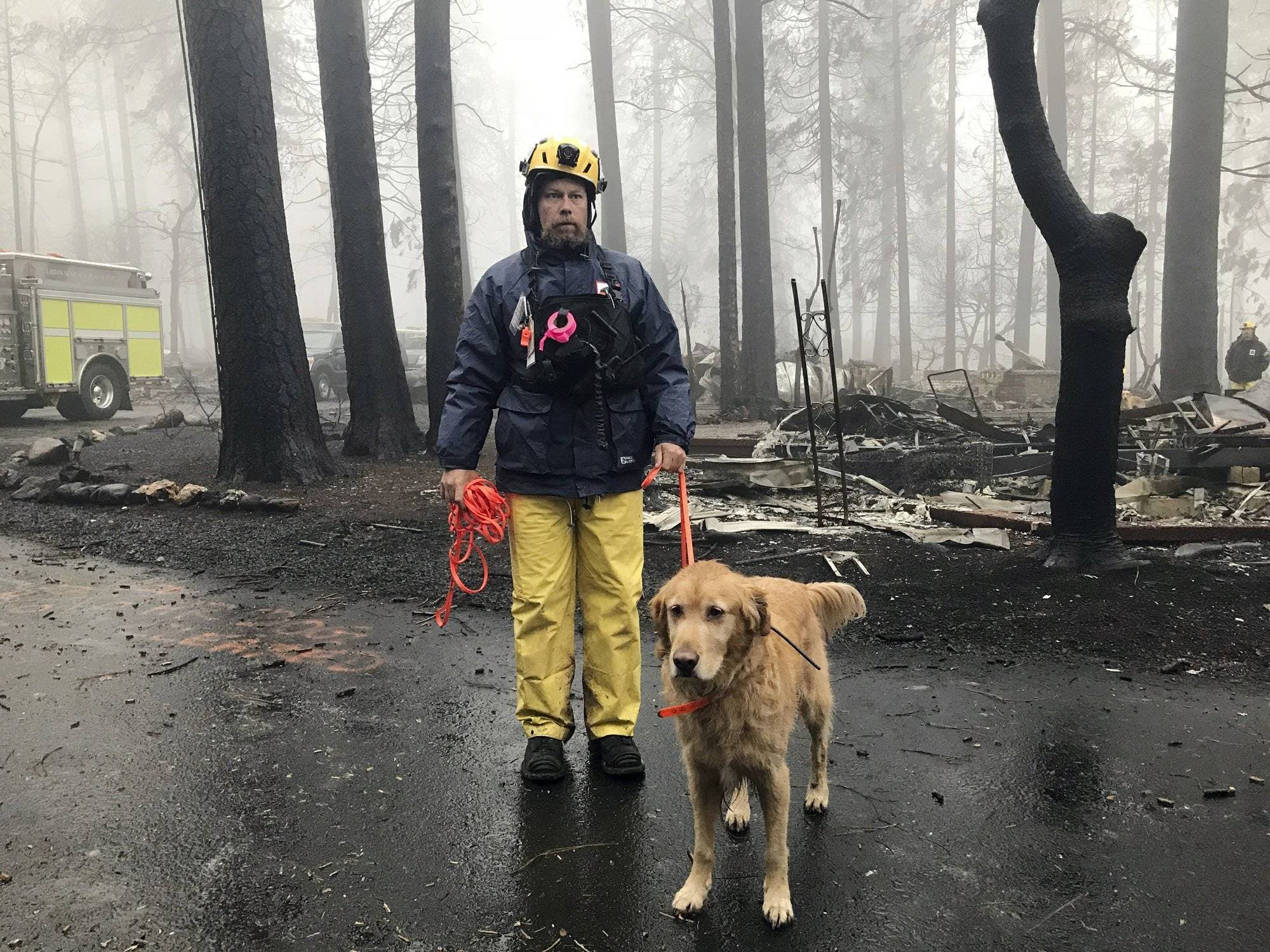 Contienen catastrófico incendio en norte de California