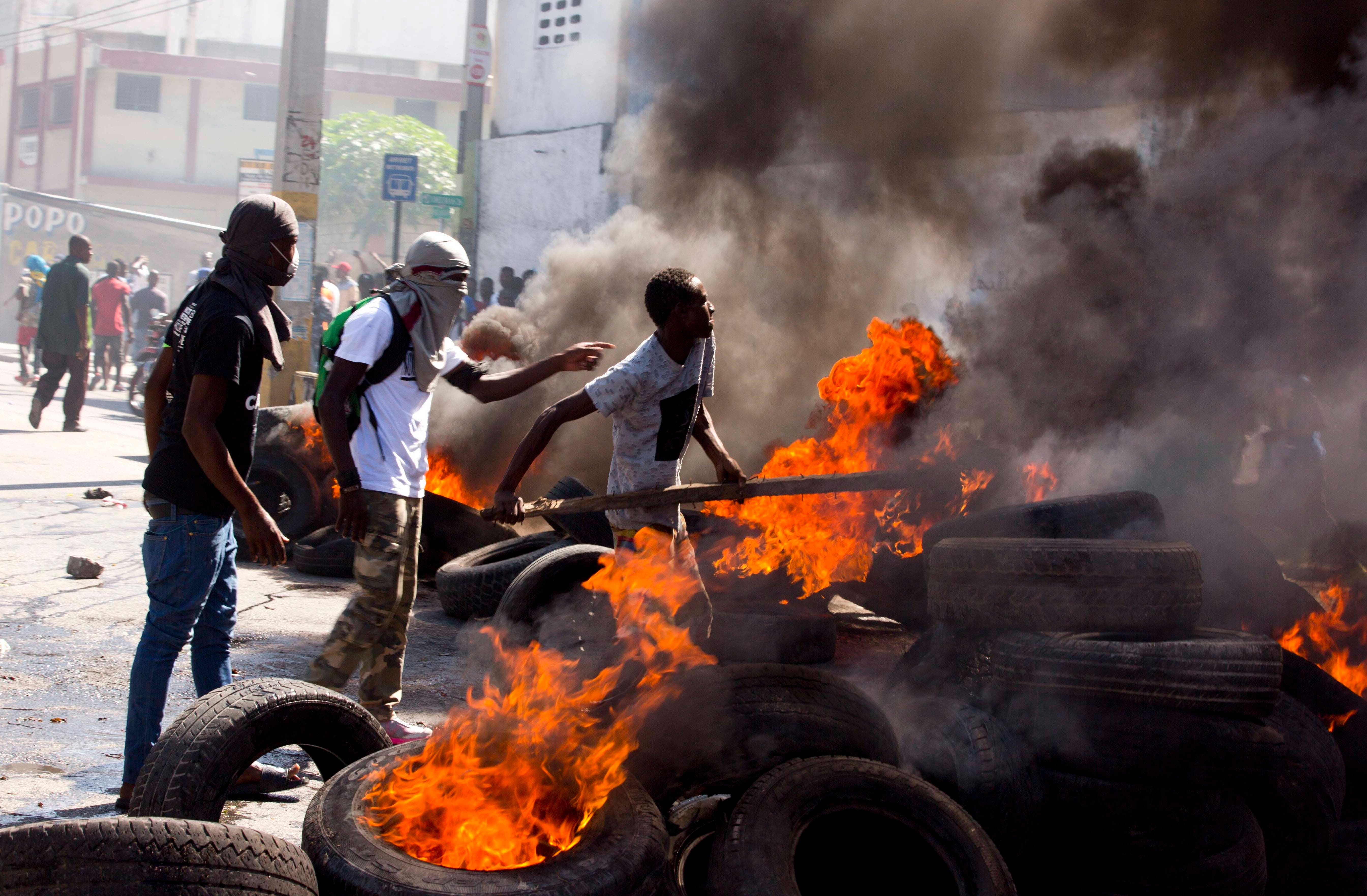 Haití vivió un año marcado por una nueva crisis política, económica y social, agudizada por las protestas callejeras