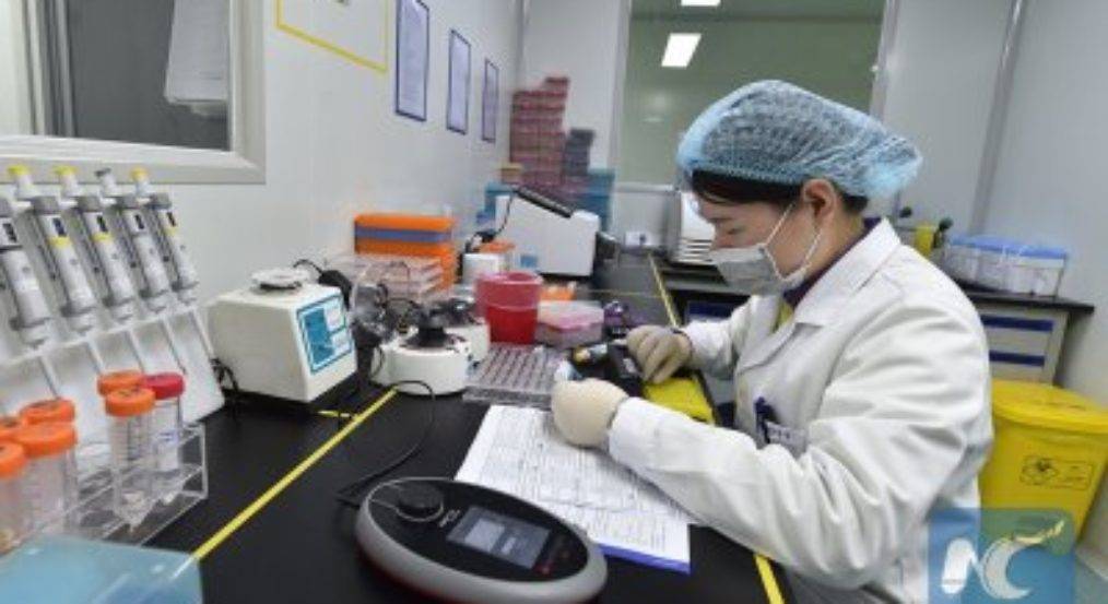 Gobierno de  China manda a detener trabajos de científicos que crearon los primeros bebés editados genéticamente