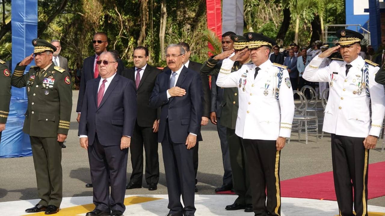 Presidente Danilo Medina encabeza graduación de policías