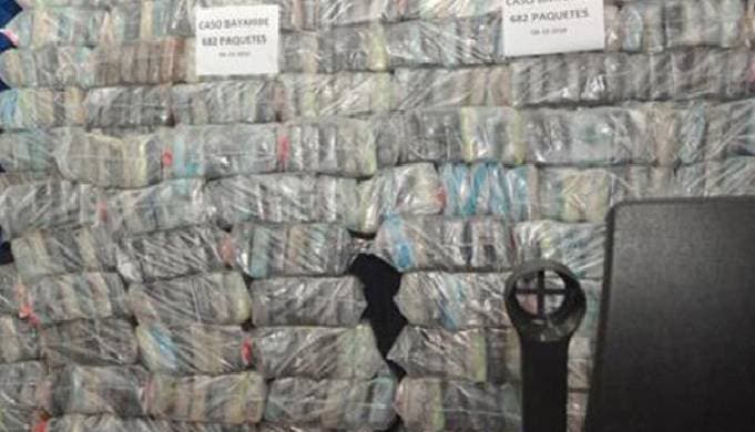 Envían a prisión a cinco dominicanos y un colombiano vinculados a 682 paquetes de cocaína