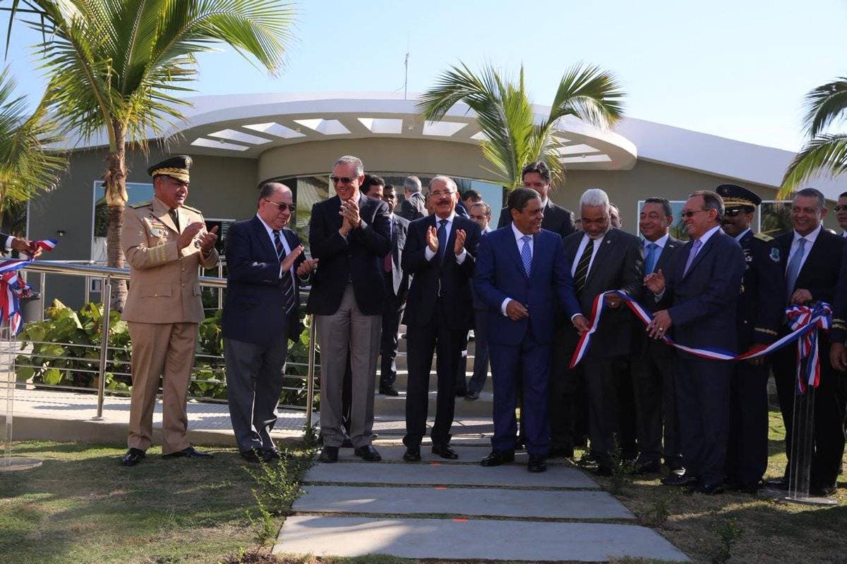 Fotos: Danilo Medina deja en funcionamiento el nuevo Helipuerto de Santo Domingo