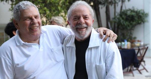 Juez autoriza a Lula a salir de prisión para velar a su hermano