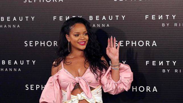 Rihanna prepara marca de lujo asociada al grupo LVMH, según medio