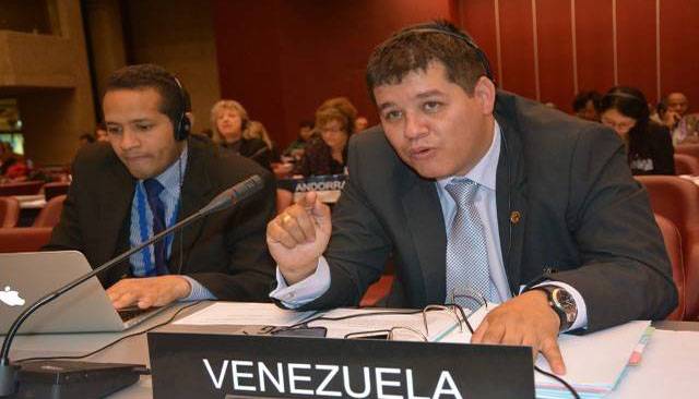 Magistrado venezolano huye del país y es acusado de acoso sexual  a mujeres con las que trabajaba