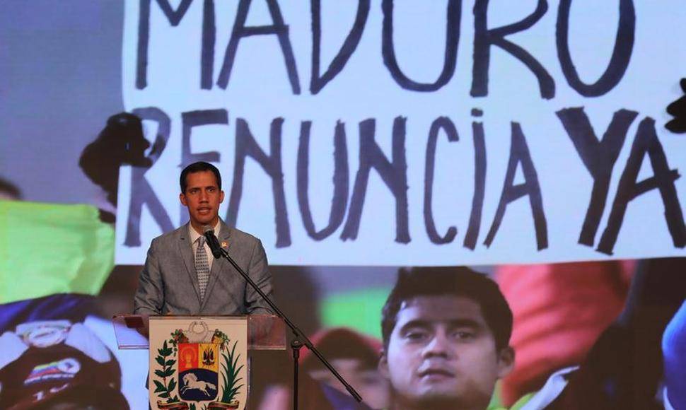 Oposición venezolana dispuesta a buscar en fronteras la ayuda humanitaria que rechaza Maduro